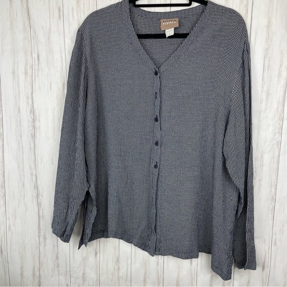 Eileen Fisher black and white gingham long sleeve button down medium - Picture 2 of 6